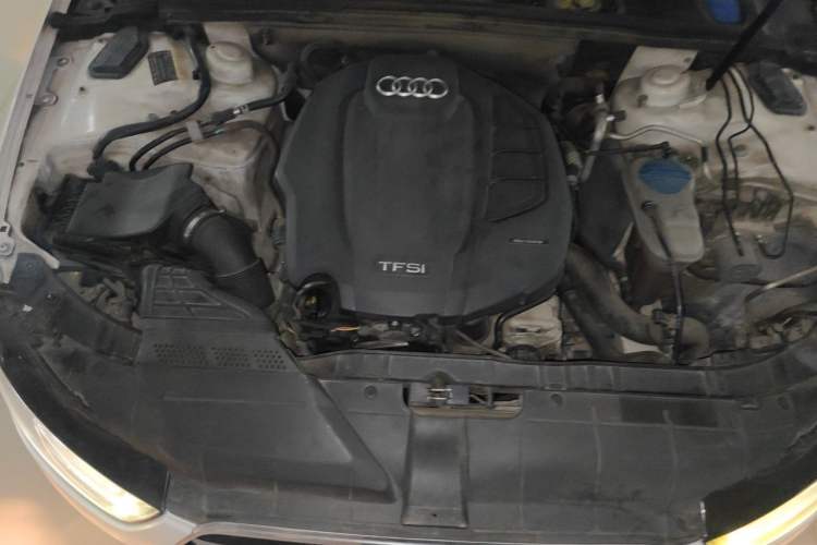 Used Audi A4L 2015 35 TFSI Automatic Comfort Model Engine Bay