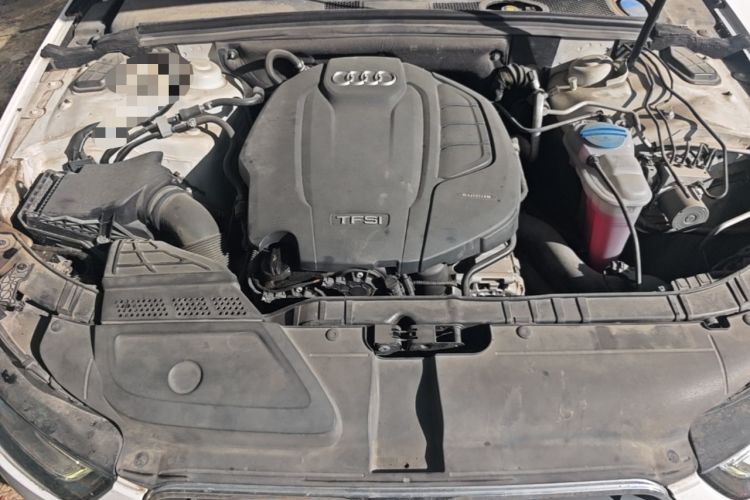 Used Audi A4L 2015 35 TFSI Automatic Comfort Model Engine Bay