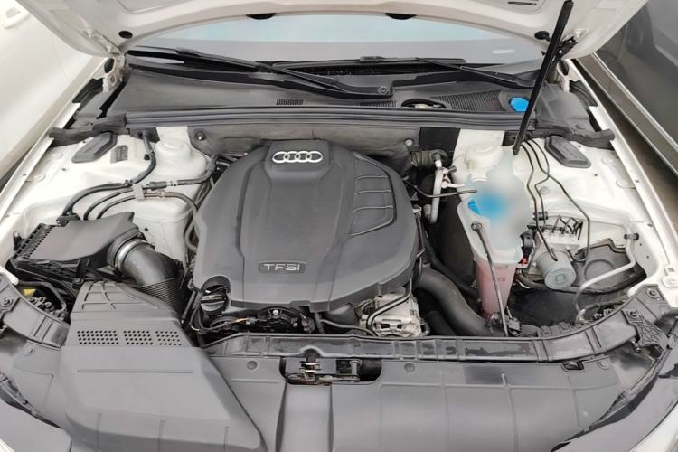 Used Audi A4L 2015 35 TFSI Automatic Comfort Model Engine Bay