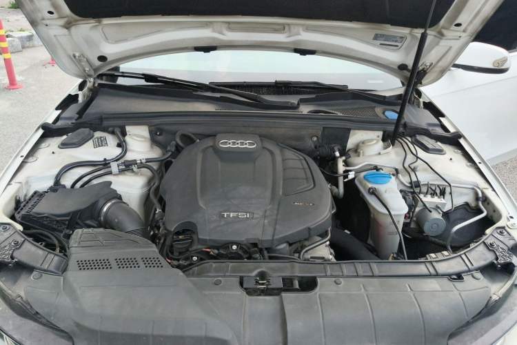 Used Audi A4L 2015 45 TFSI quattro Individual Sport Edition Engine Bay