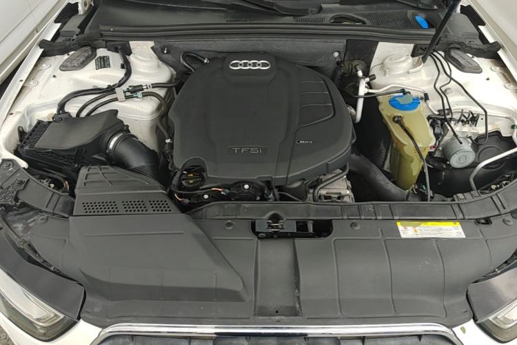 Used Audi A4L 2015 35 TFSI Automatic Comfort Model Engine Bay