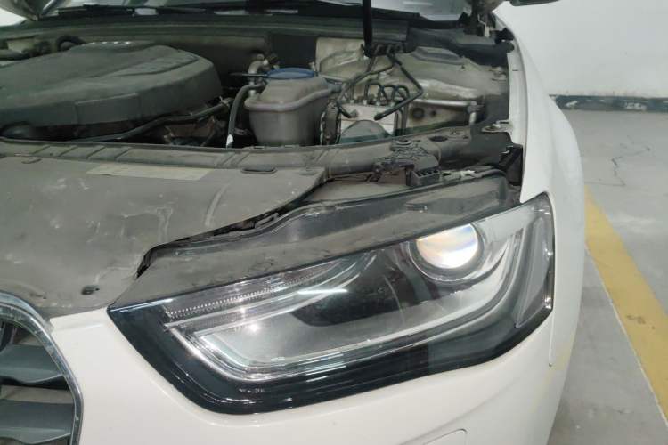 Used Audi A4L 2015 35 TFSI Automatic Standard Model Engine Bay Left