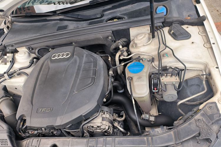 Used Audi A4L 2015 35 TFSI Automatic Standard Model Engine Bay Left