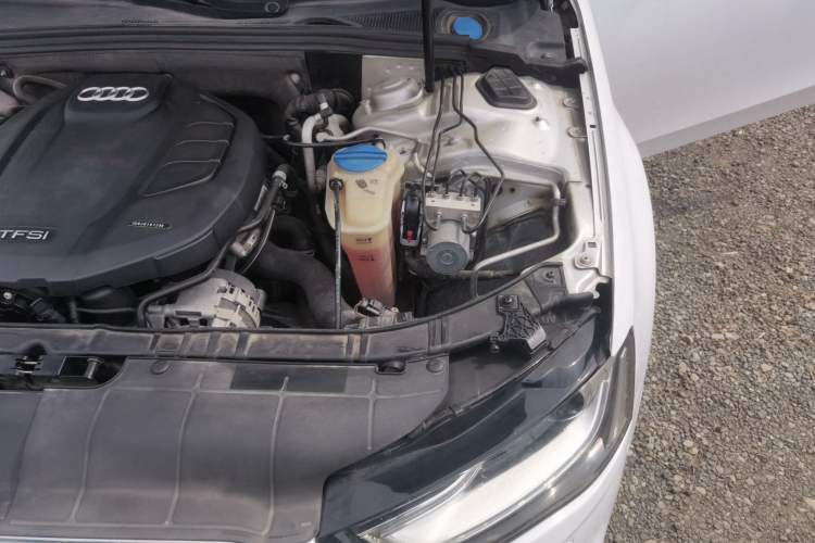 Used Audi A4L 2015 35 TFSI Automatic Standard Model Engine Bay Left