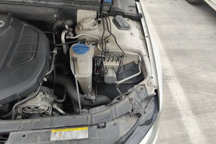 Used Audi A4L 2015 35 TFSI Automatic Standard Model Engine Bay Left