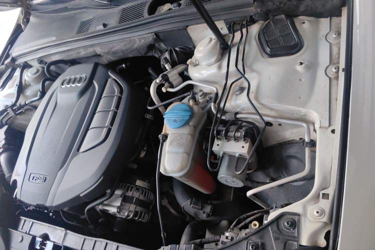 Used Audi A4L 2015 35 TFSI Automatic Standard Model Engine Bay Left