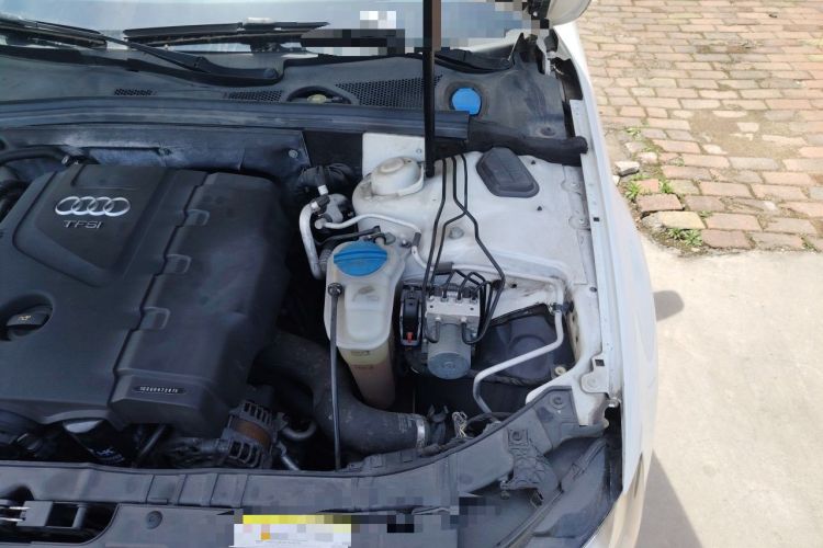 Used Audi A4L 2015 30 TFSI Automatic Comfort Model Engine Bay Left