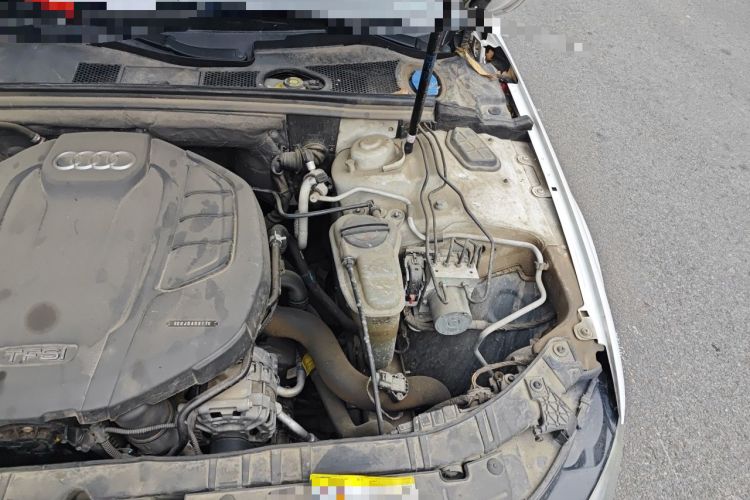 Used Audi A4L  Engine Bay Left