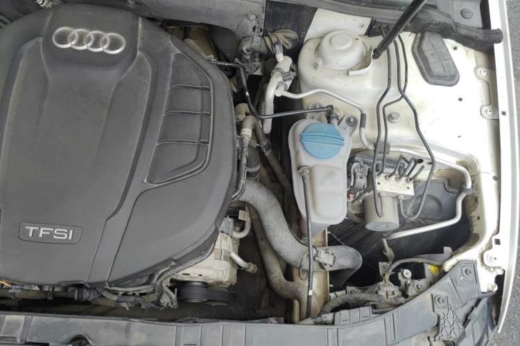Used Audi A4L 2015 45 TFSI quattro Individual Sport Edition Engine Bay Left