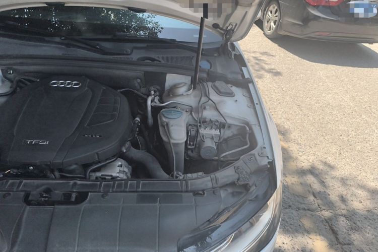 Used Audi A4L 2015 35 TFSI Automatic Technology Model Engine Bay Left