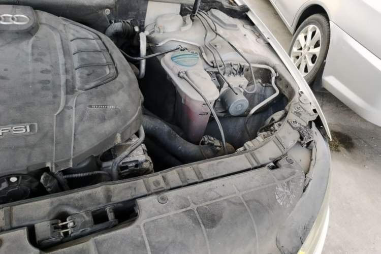 Used Audi A4L 2015 35 TFSI Automatic Standard Model Engine Bay Left