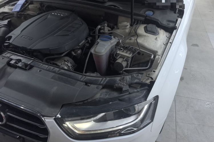 Used Audi A4L 2015 35 TFSI Automatic Standard Model Engine Bay Left