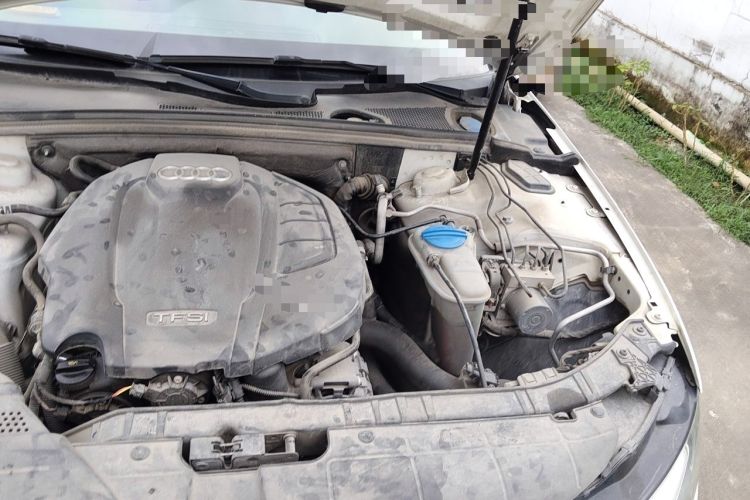 Used Audi A4L 2015 35 TFSI Automatic Comfort Model Engine Bay Left