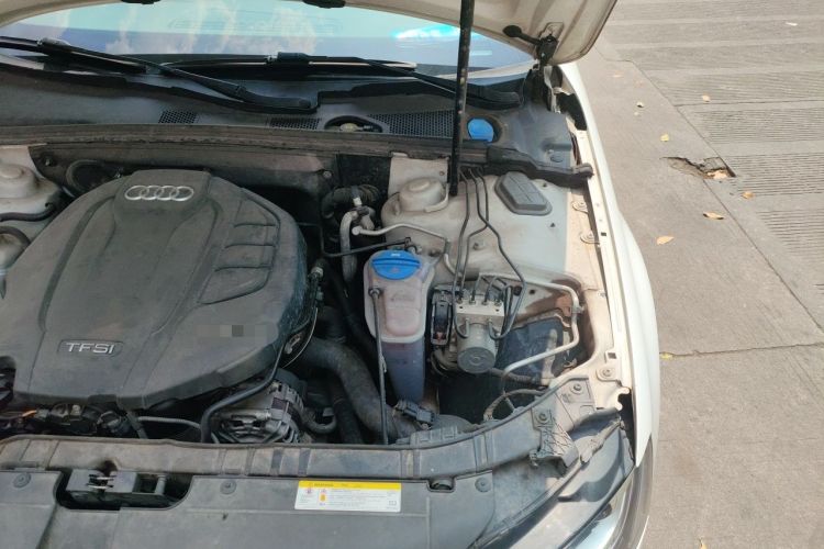 Used Audi A4L 2015 35 TFSI Automatic Standard Model Engine Bay Left