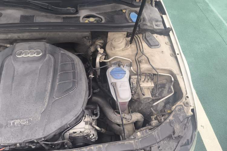 Used Audi A4L 2015 45 TFSI quattro Individual Sport Edition Engine Bay Left