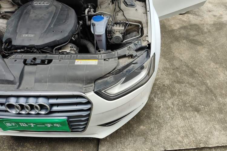 Used Audi A4L 2015 35 TFSI Automatic Comfort Model Engine Bay Left