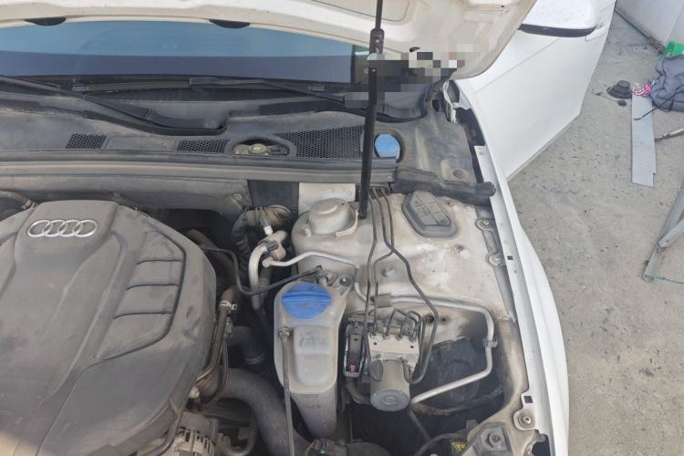 Used Audi A4L 2015 35 TFSI Automatic Standard Model Engine Bay Left