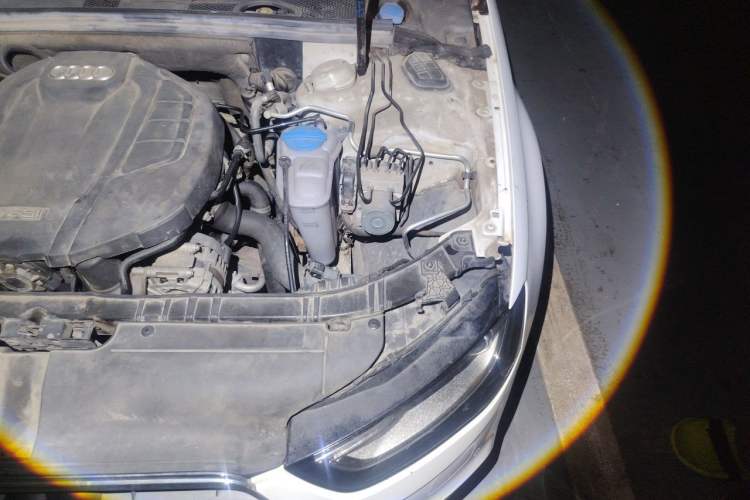Used Audi A4L 2015 35 TFSI Automatic Standard Model Engine Bay Left