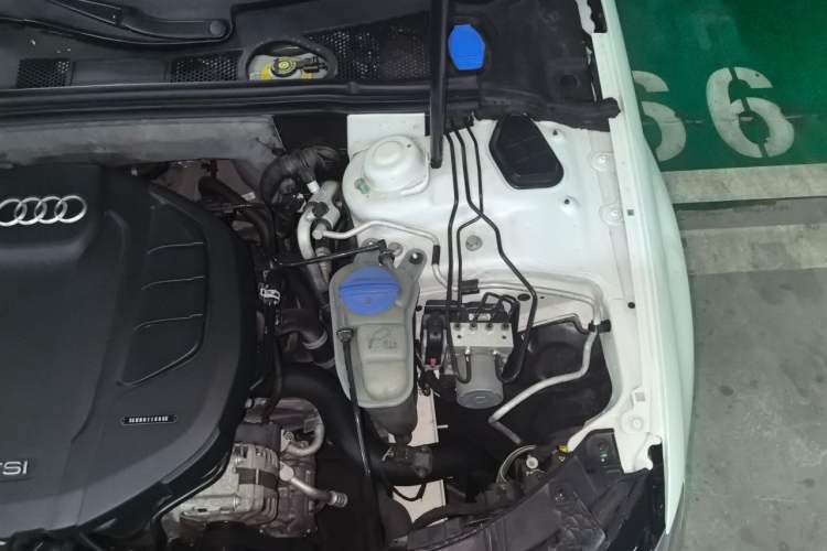 Used Audi A4L 2015 45 TFSI quattro Individual Sport Edition Engine Bay Left