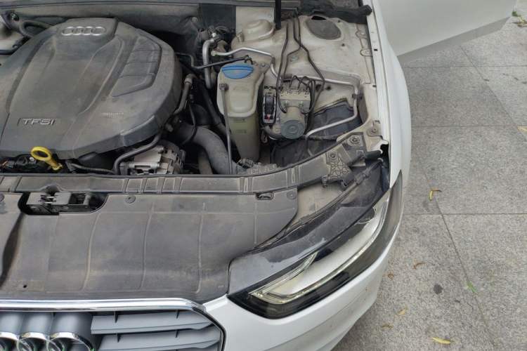 Used Audi A4L 2015 35 TFSI Automatic Standard Model Engine Bay Left
