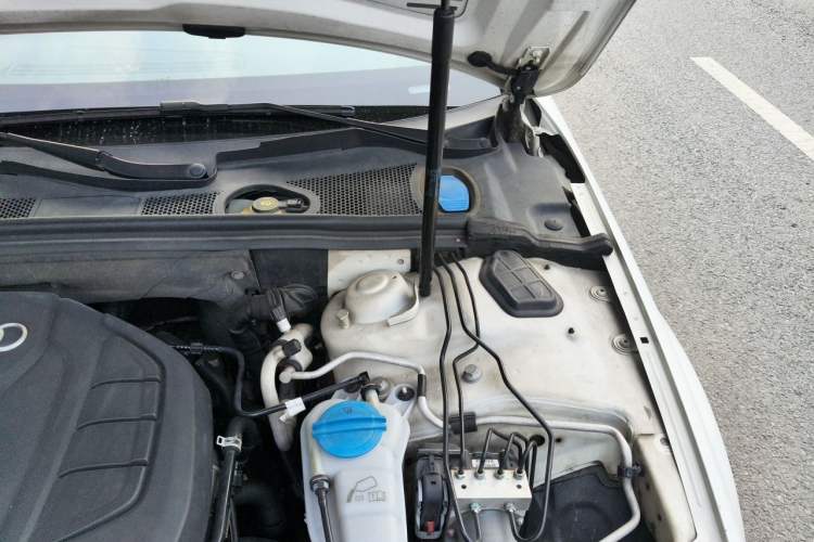 Used Audi A4L 2015 45 TFSI quattro Individual Sport Edition Engine Bay Left