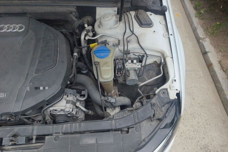 Used Audi A4L 2015 45 TFSI quattro Individual Sport Edition Engine Bay Left