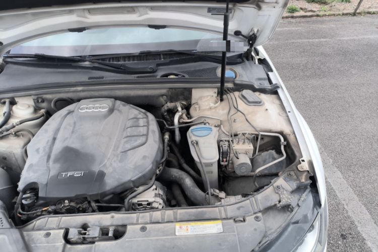 Used Audi A4L 2015 35 TFSI Automatic Comfort Model Engine Bay Left