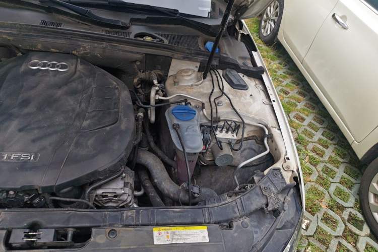 Used Audi A4L 2015 35 TFSI Automatic Standard Model Engine Bay Left