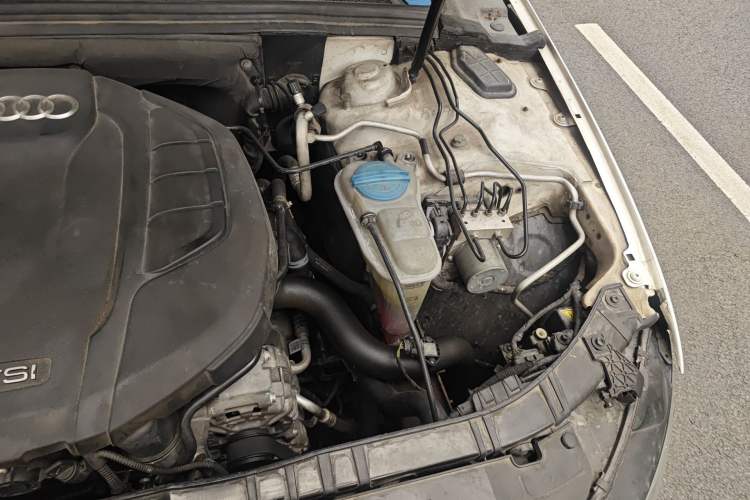 Used Audi A4L 2015 45 TFSI quattro Individual Sport Edition Engine Bay Left