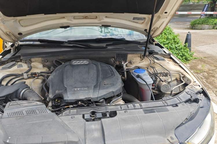Used Audi A4L 2015 35 TFSI Automatic Standard Model Engine Bay Left