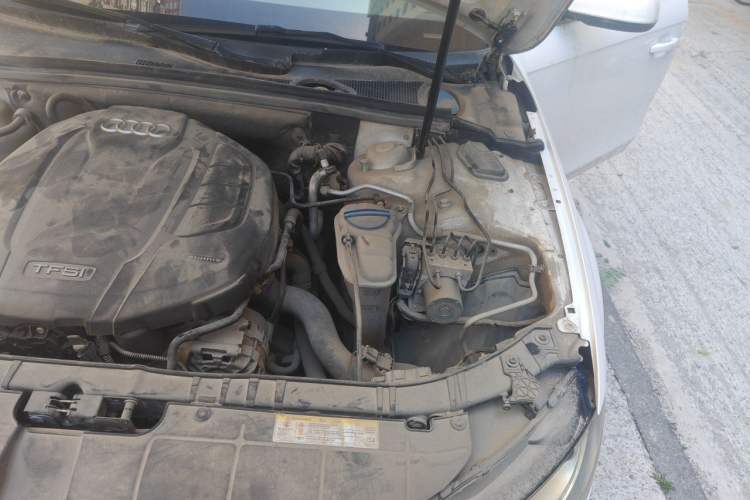 Used Audi A4L 2015 35 TFSI Automatic Comfort Model Engine Bay Left