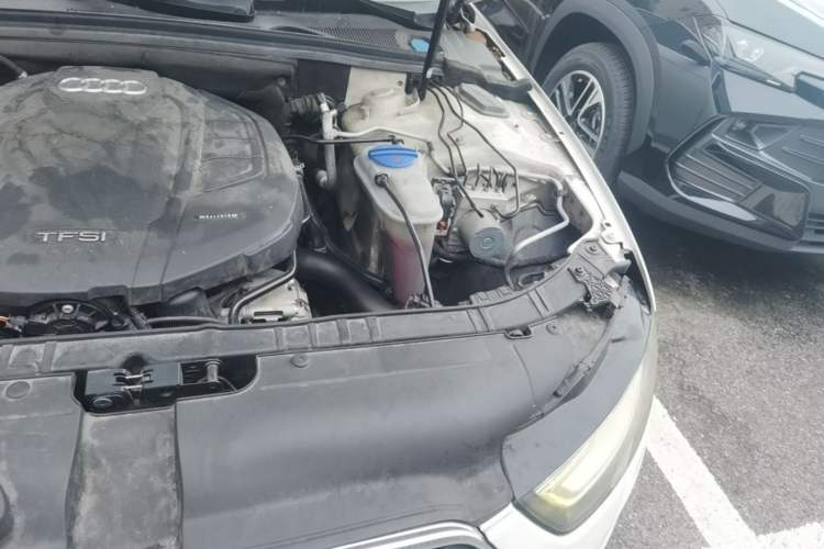 Used Audi A4L 2015 35 TFSI Automatic Standard Model Engine Bay Left