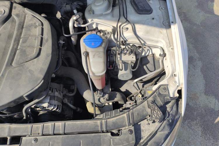 Used Audi A4L 2015 45 TFSI quattro Individual Sport Edition Engine Bay Left