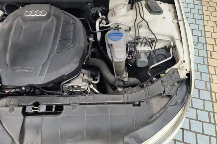 Used Audi A4L 2015 35 TFSI Automatic Standard Model Engine Bay Left