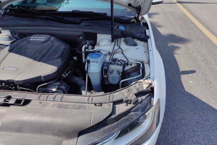 Used Audi A4L 2015 35 TFSI Millionth Anniversary Intelligent Edition Engine Bay Left