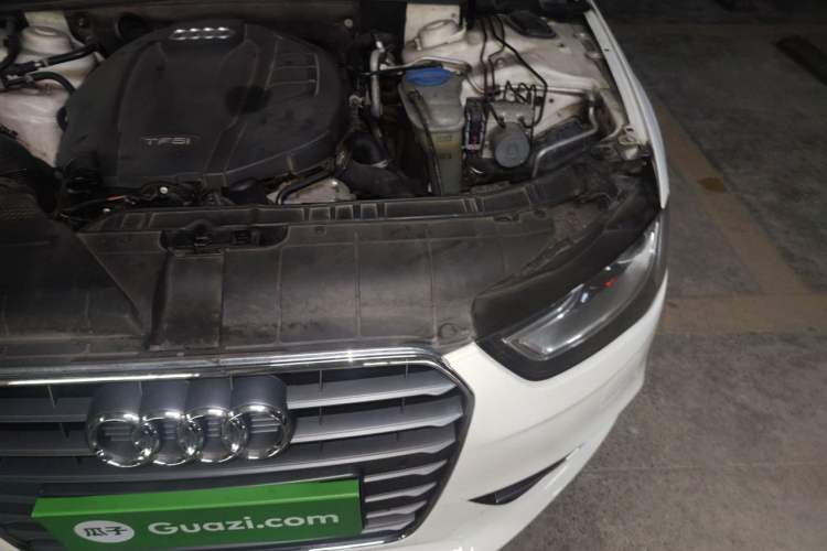 Used Audi A4L 2015 35 TFSI Automatic Comfort Model Engine Bay Left