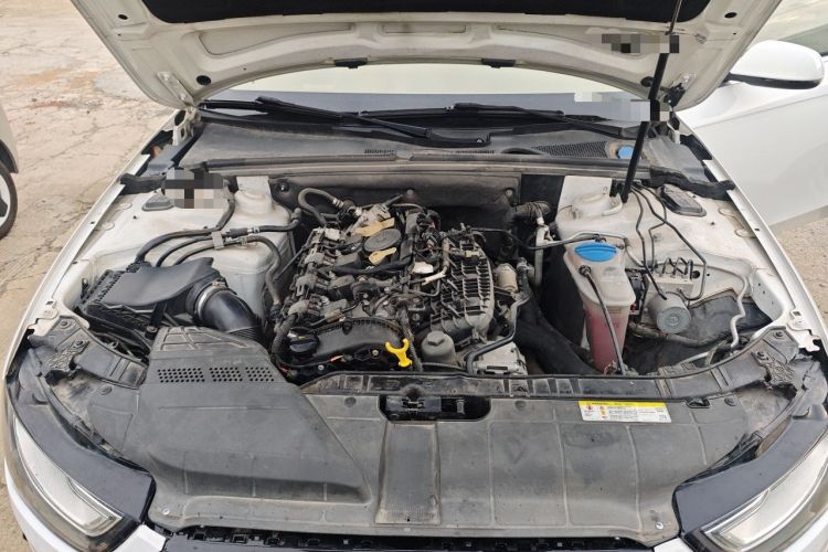 Used Audi A4L 2015 35 TFSI Automatic Technology Model Engine Bay