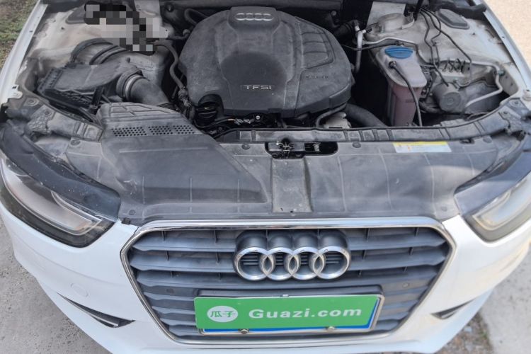 Used Audi A4L 2015 35 TFSI Automatic Standard Model Engine Bay