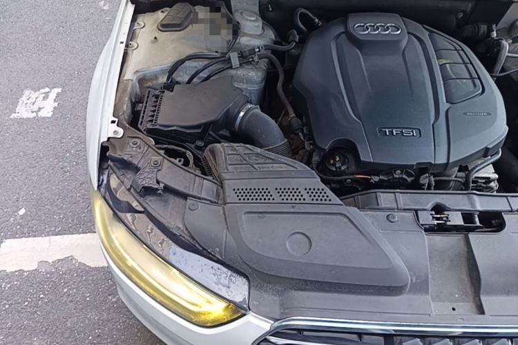 Used Audi A4L 2015 35 TFSI Automatic Standard Model Engine Bay Right