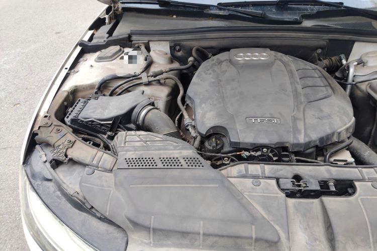 Used Audi A4L 2015 35 TFSI Automatic Comfort Model Engine Bay Right