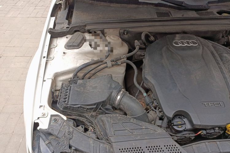Used Audi A4L 2015 35 TFSI Automatic Comfort Model Engine Bay Right