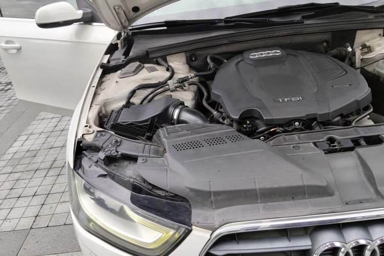 Used Audi A4L 2015 35 TFSI Automatic Standard Model Engine Bay Right