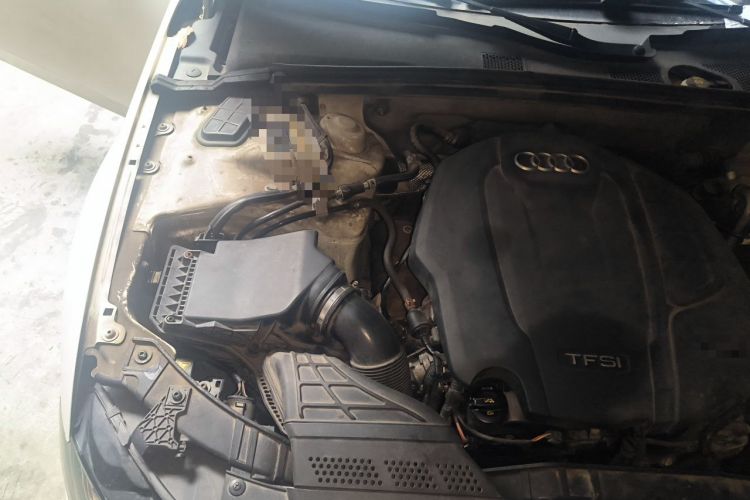 Used Audi A4L 2015 35 TFSI Automatic Standard Model Engine Bay Right