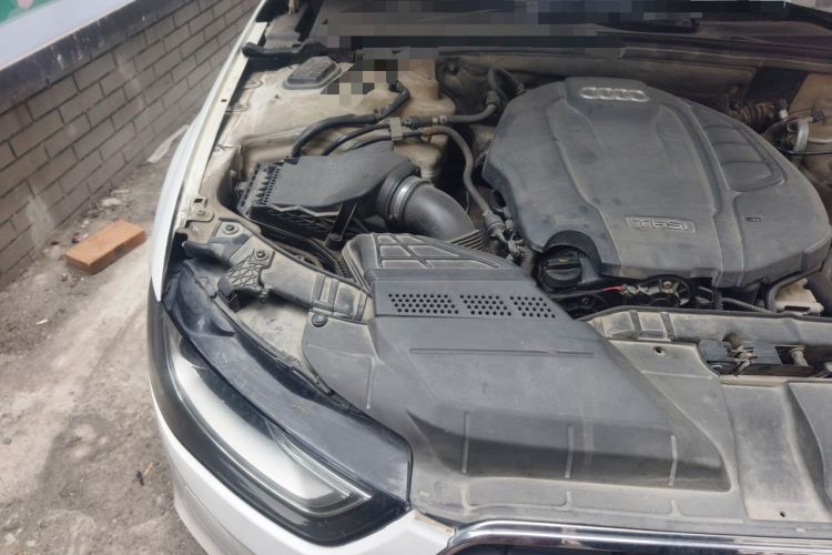 Used Audi A4L 2015 35 TFSI Automatic Standard Model Engine Bay Right
