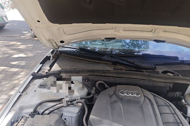 Used Audi A4L 2015 35 TFSI Automatic Standard Model Engine Bay Right