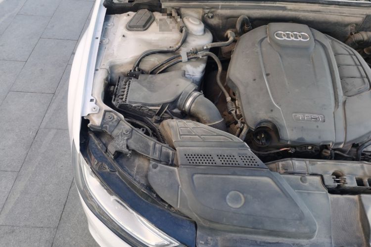 Used Audi A4L 2015 35 TFSI Automatic Standard Model Engine Bay Right