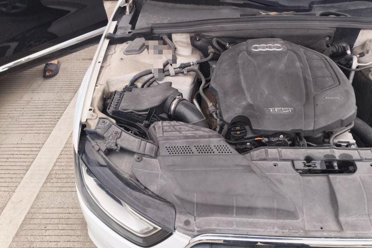 Used Audi A4L 2015 35 TFSI Automatic Standard Model Engine Bay Right