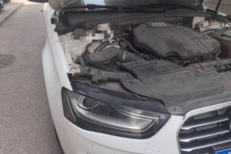 Used Audi A4L 2015 35 TFSI Automatic Standard Model Engine Bay Right