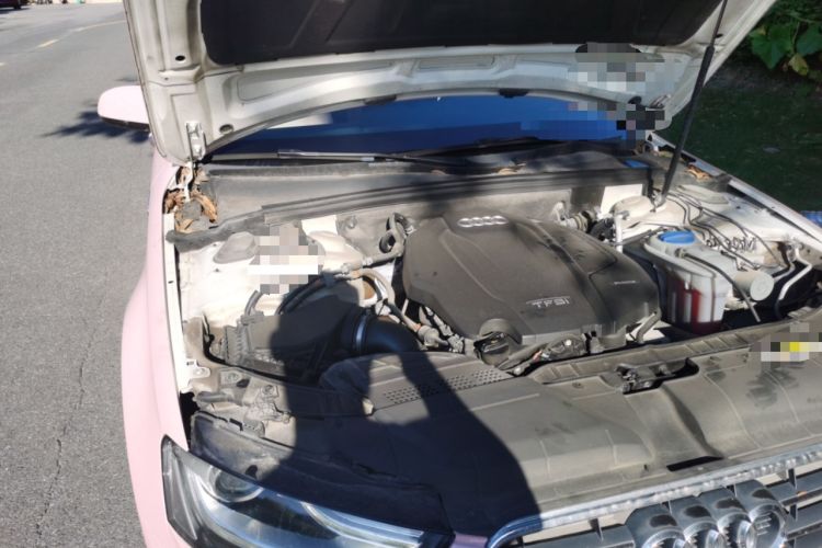 Used Audi A4L 2015 35 TFSI Automatic Standard Model Engine Bay Right