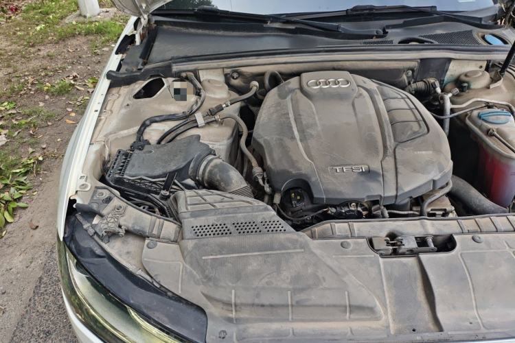 Used Audi A4L 2015 35 TFSI Automatic Comfort Model Engine Bay Right